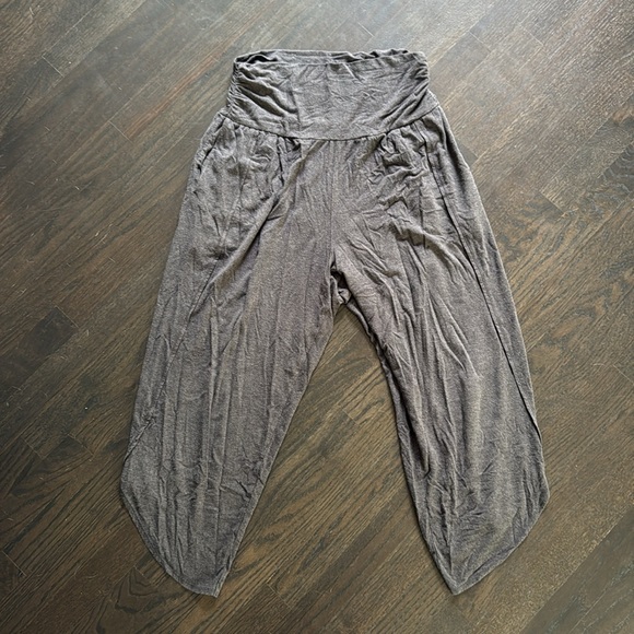 Athleta Flow With It Pant Heather Gray Size Medium - Picture 8 of 9